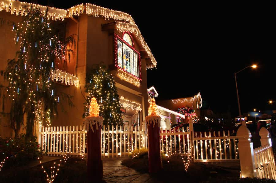christmas light install outdoor home improvement carpentry home repair and handyman services in cincinnati OH