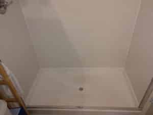 bathroom bathtub shower caulk grout tile interior home repair and handyman services in cincinnati OH