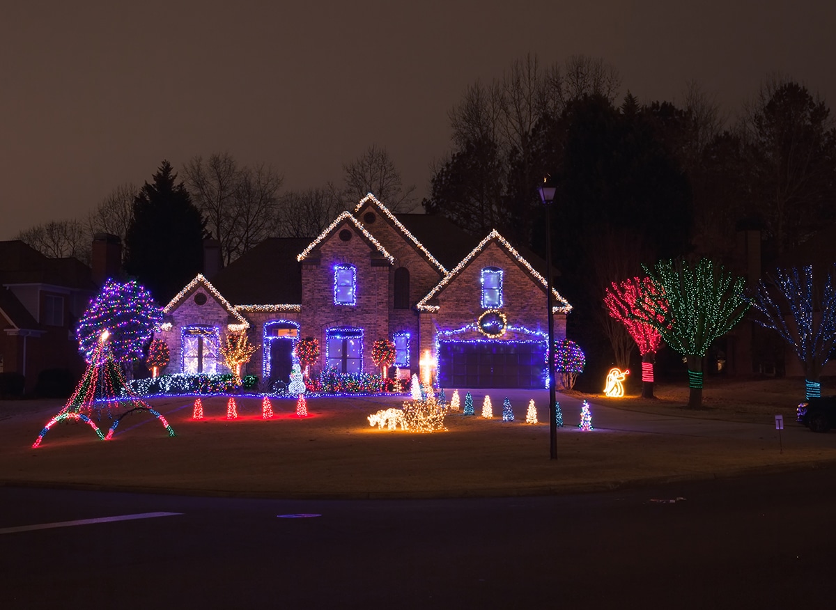 christmas light install ourdoor home repair and handyman services in cincinnati OH