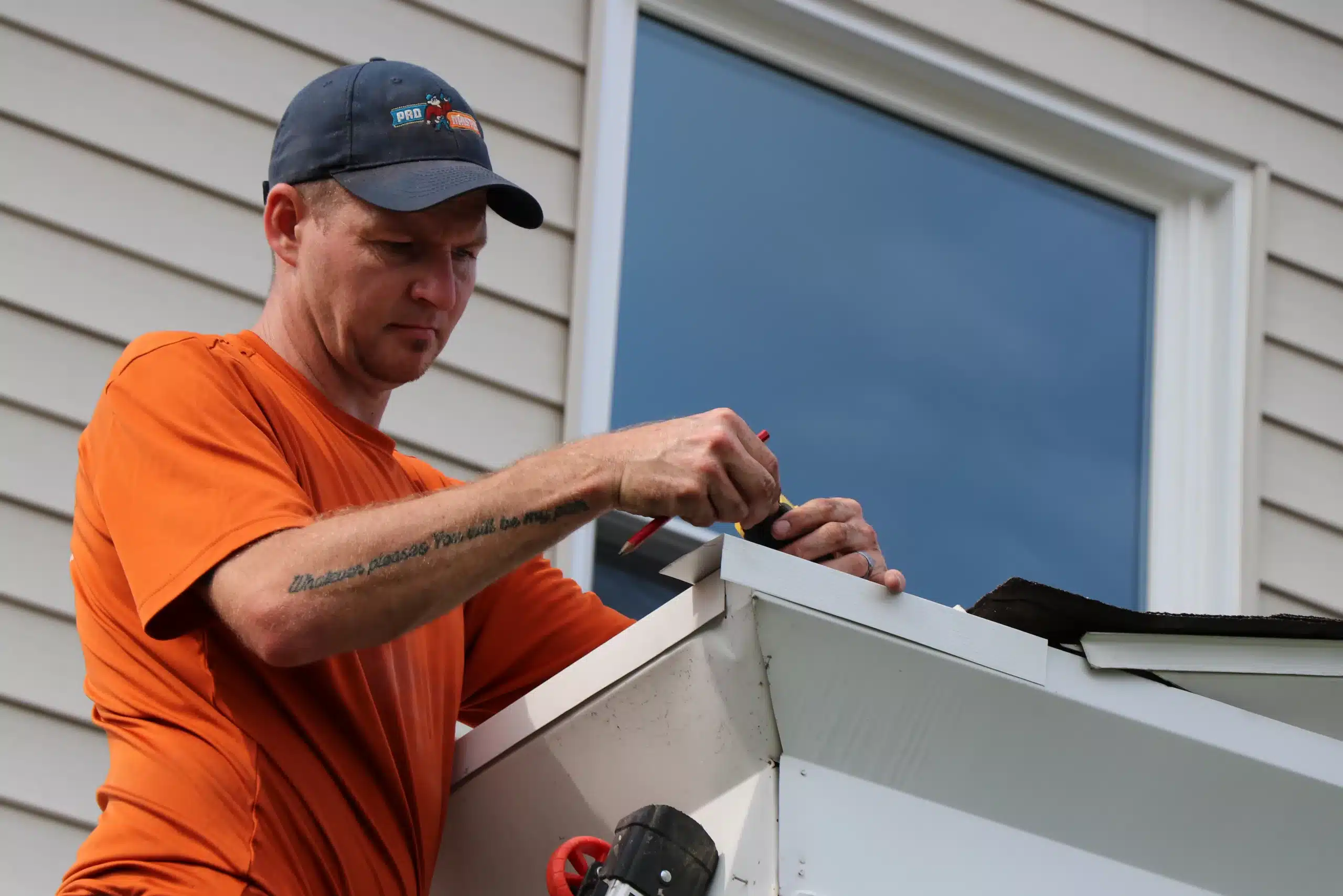 ProMaster craftsman performs North Cincinnati handyman service, gutter repair.