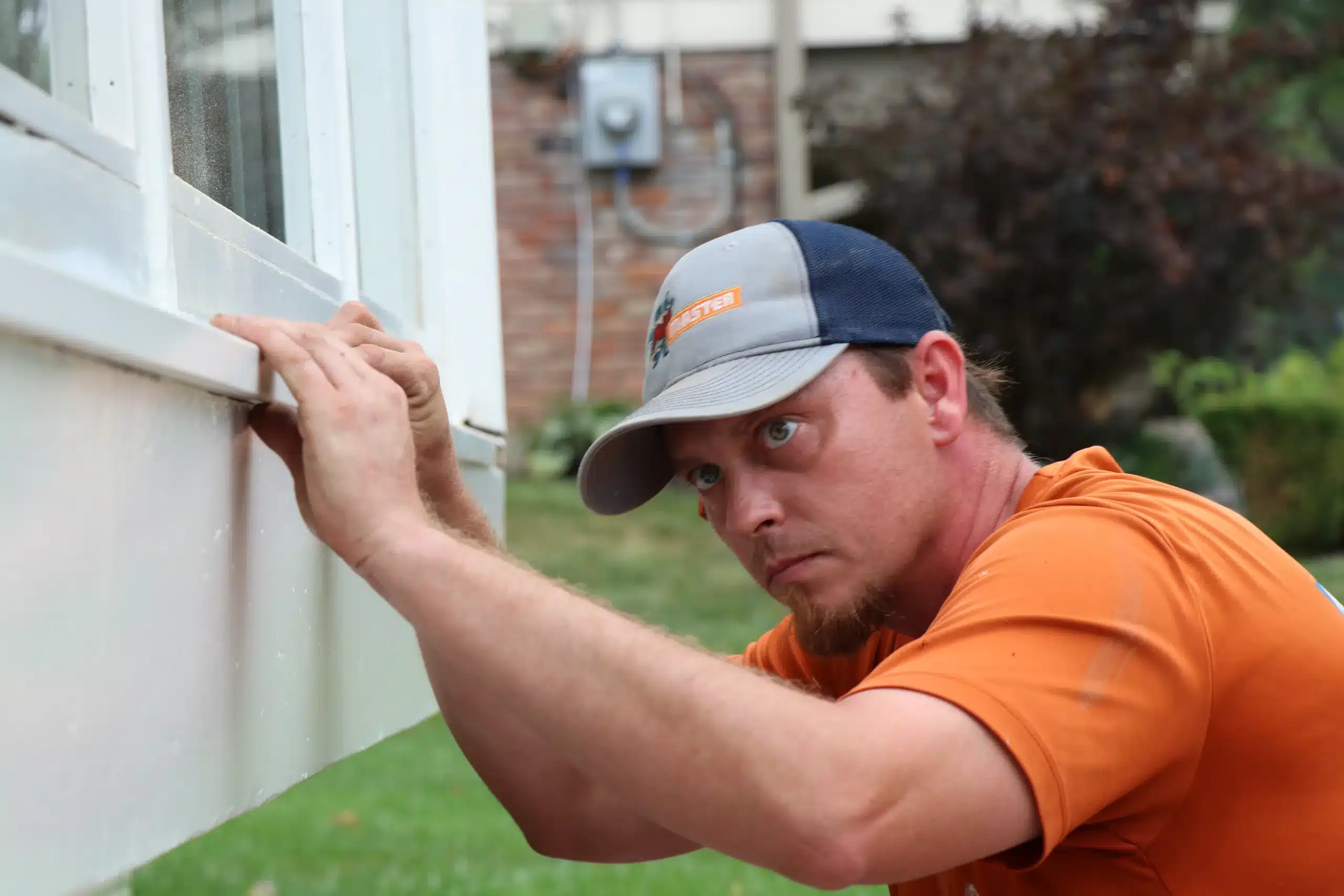 Window screen repair cincinnati OH handyman services