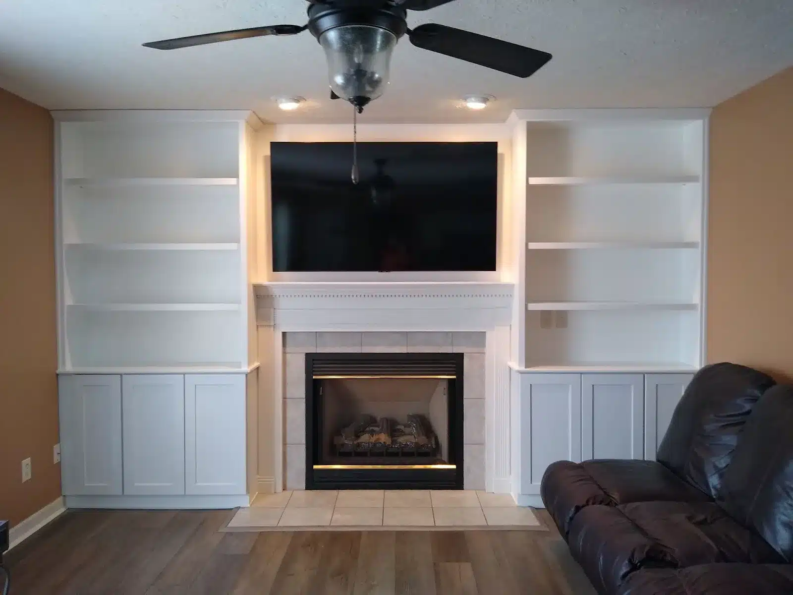 Custom shelving and custom carpentry Cincinnati OH